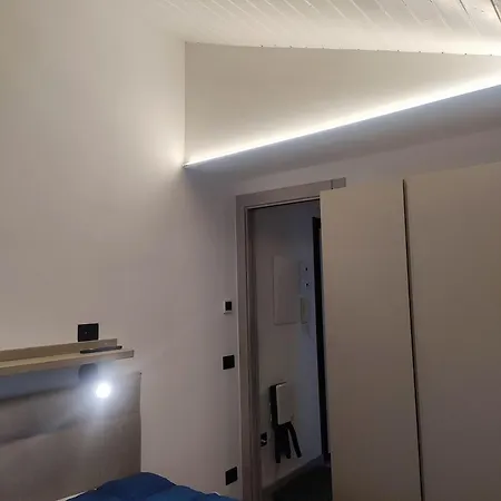 Апартаменты Tana Della Marmotta - Renovated, In Out, Turkish Bath, Garage, Storage *
